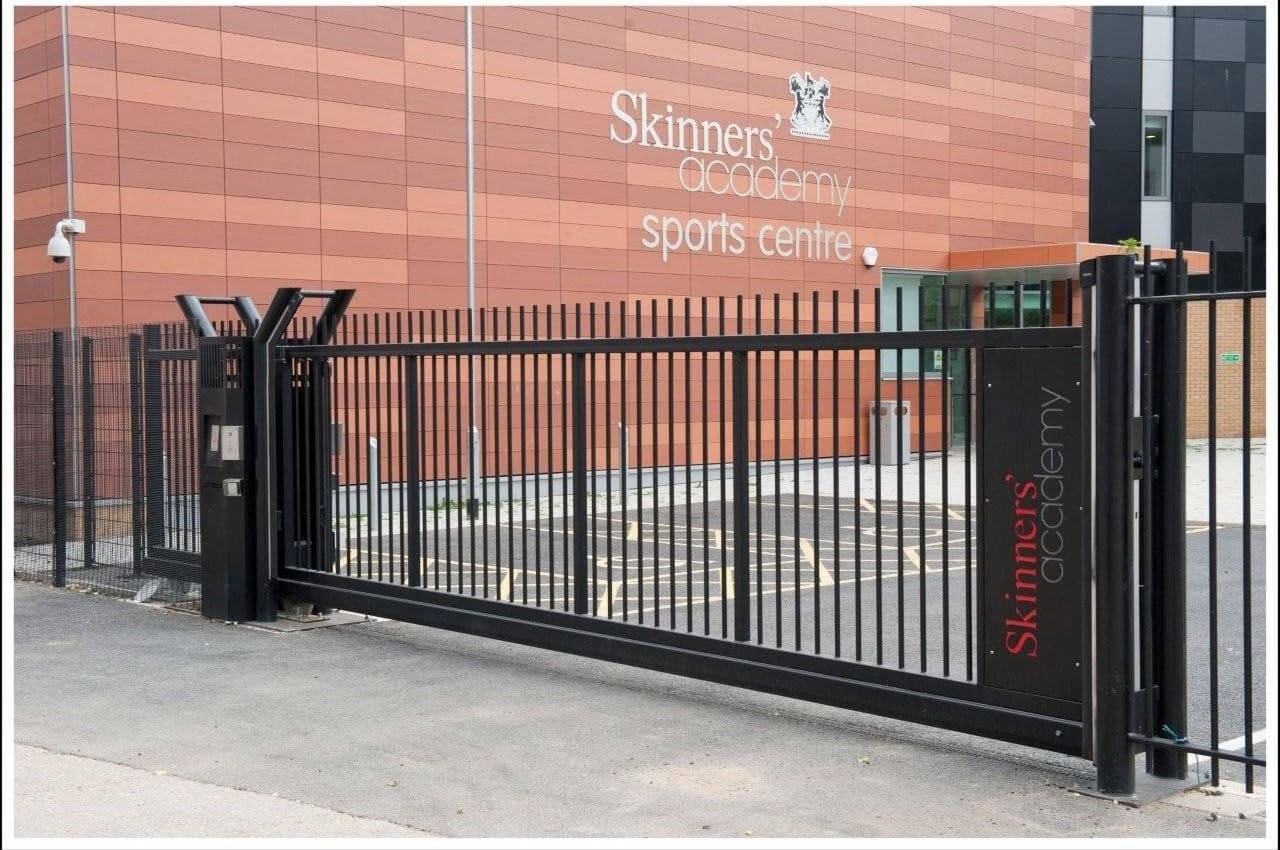 Cantilever Gate Systems